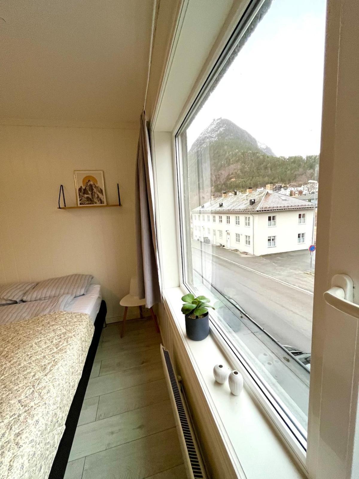 Apartment In The Heart Of Andalsnes Exterior photo